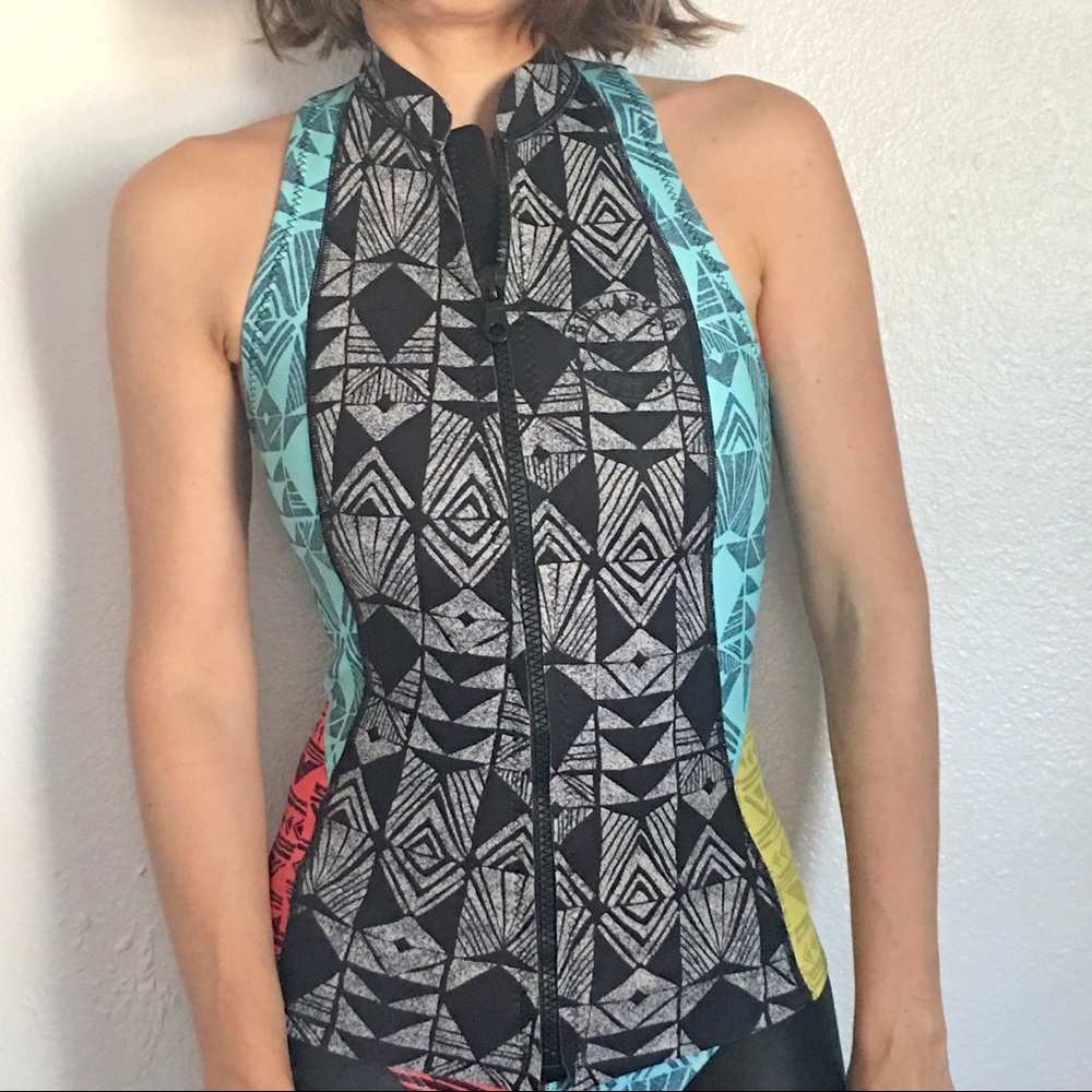 Billabong wetsuit vest surfing sz xs 4-6 - Picture 2 of 6